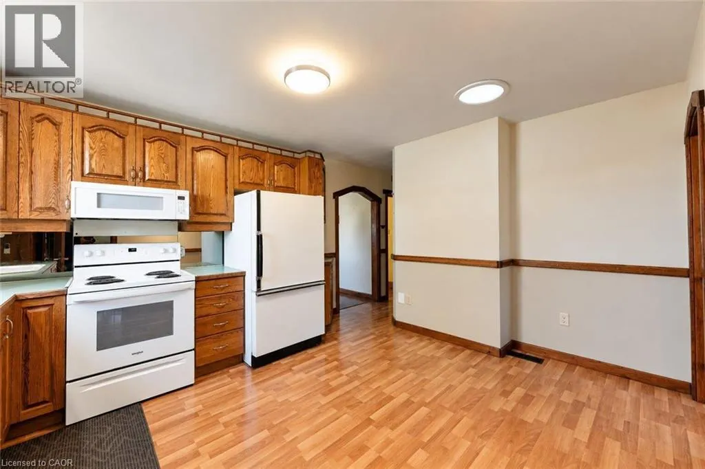28 SHADYSIDE Avenue