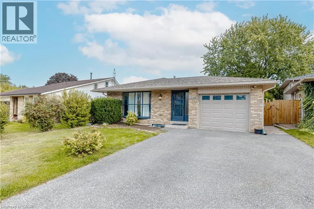 2358 ARNOLD Crescent