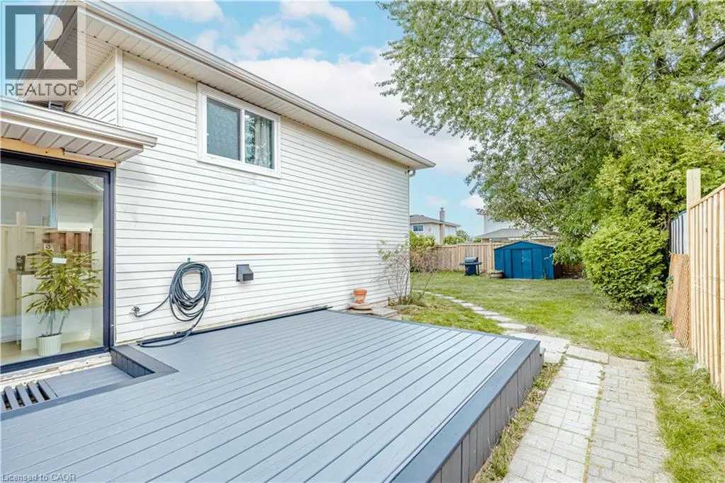 2358 ARNOLD Crescent