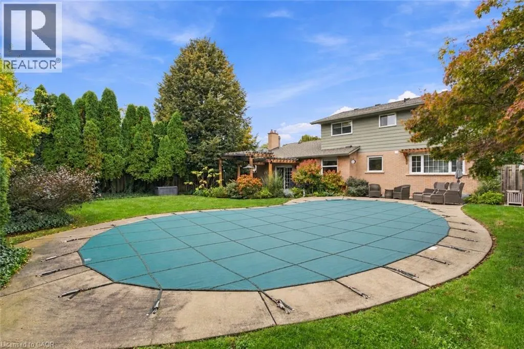 7 COLONEL BUTLER Crescent