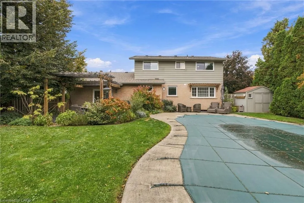 7 COLONEL BUTLER Crescent
