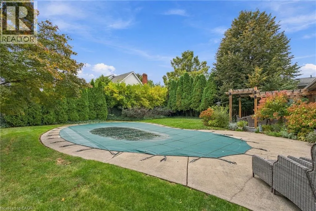 7 COLONEL BUTLER Crescent