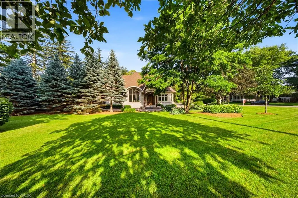 1098 LAKESHORE Road W