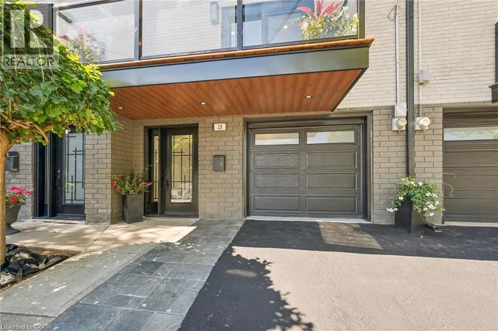 28 BORDEN Street