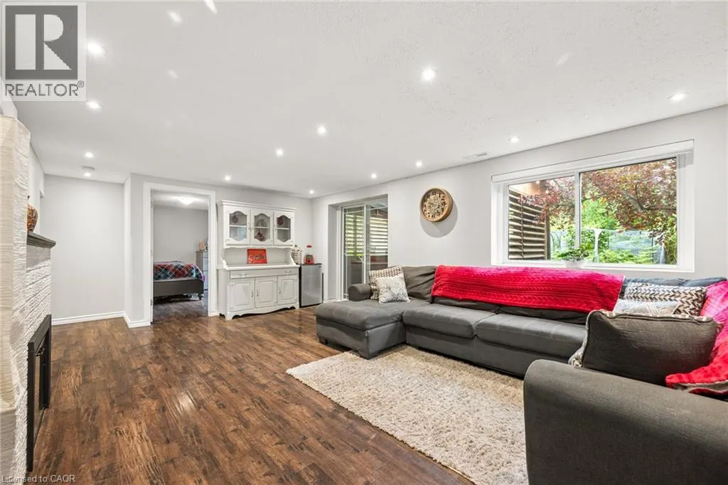 16 DOWNEY Street