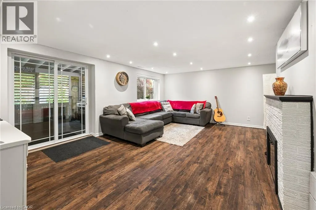 16 DOWNEY Street