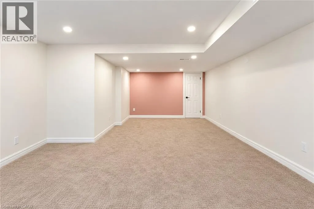 284 MAPLEDENE Drive