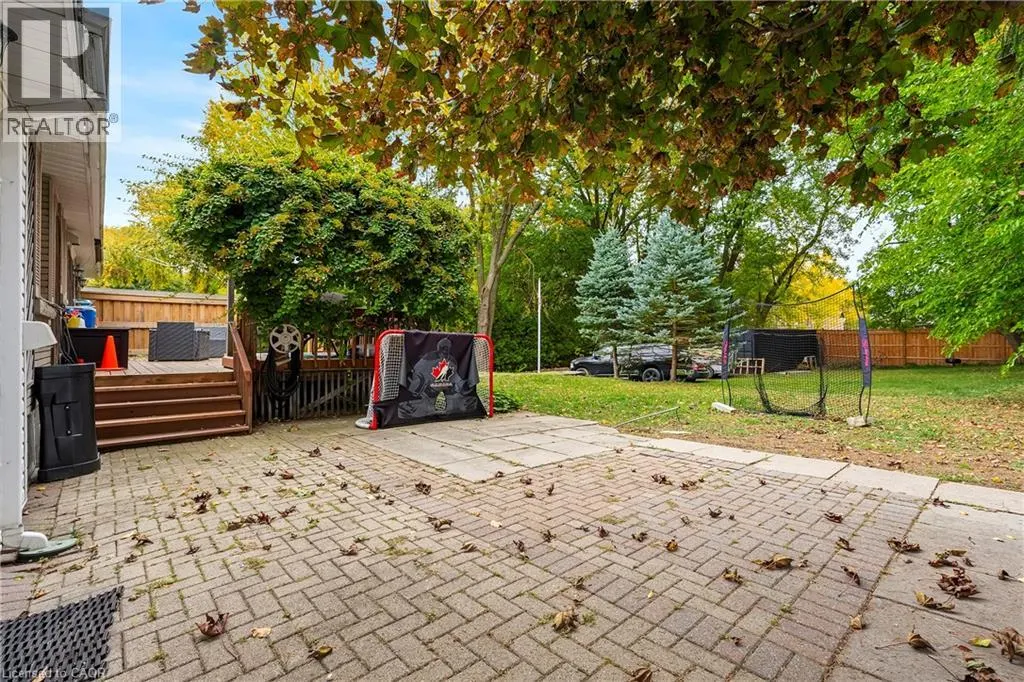 284 MAPLEDENE Drive