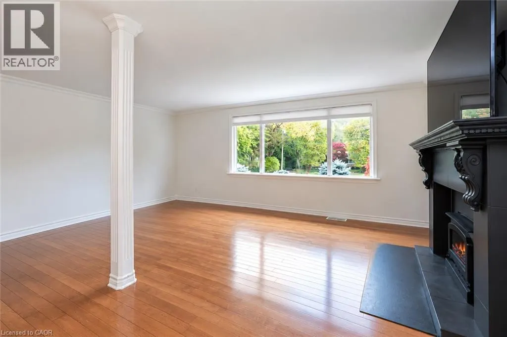 284 MAPLEDENE Drive