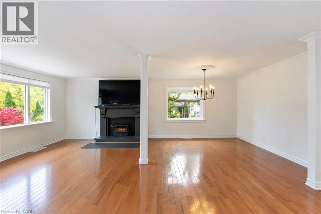 284 MAPLEDENE Drive