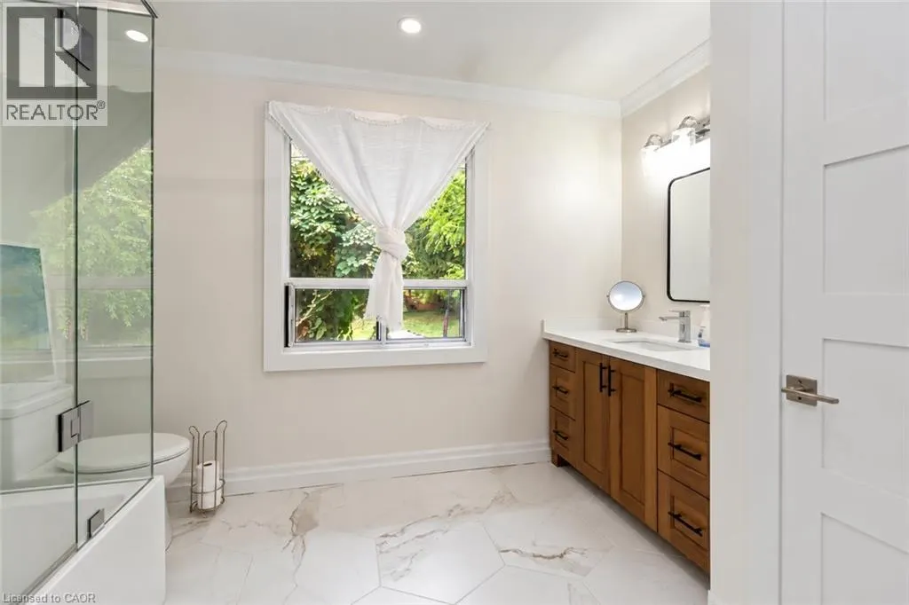 284 MAPLEDENE Drive