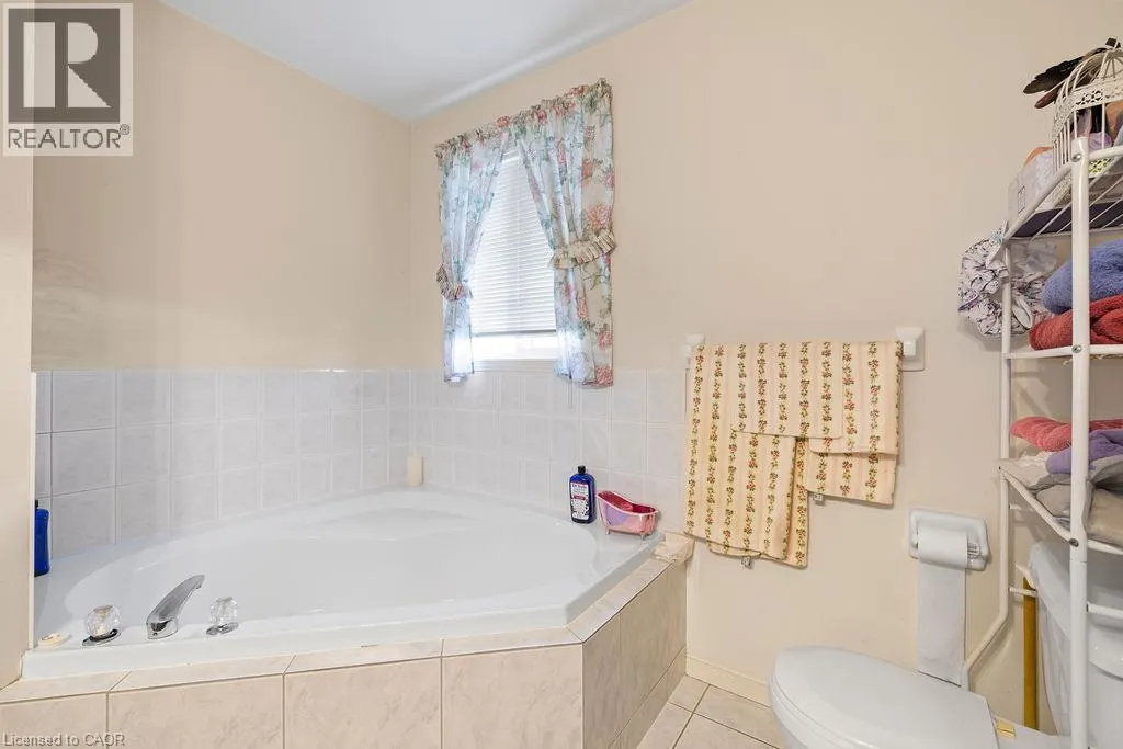 4114 PINCAY OAKS Lane