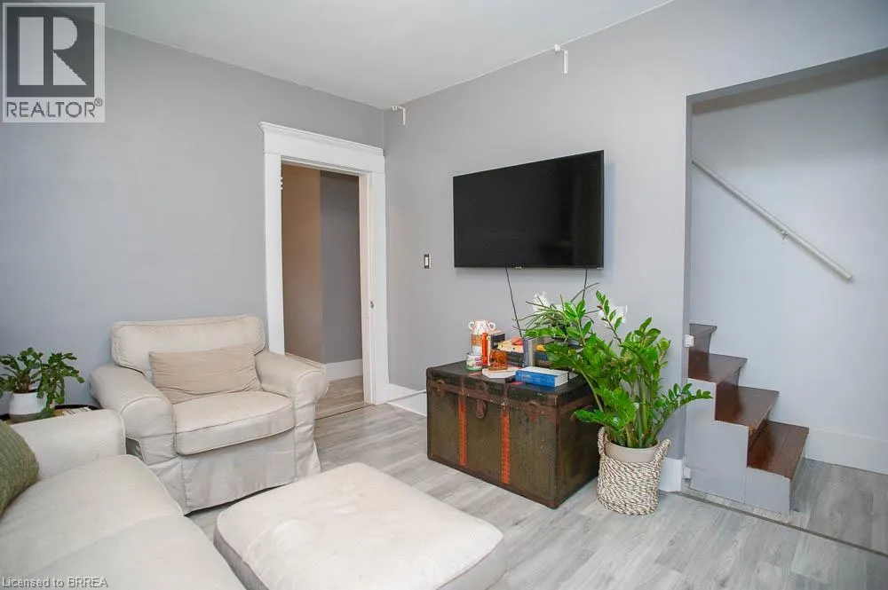 234 SHERIDAN Street Unit# Upper #Upper