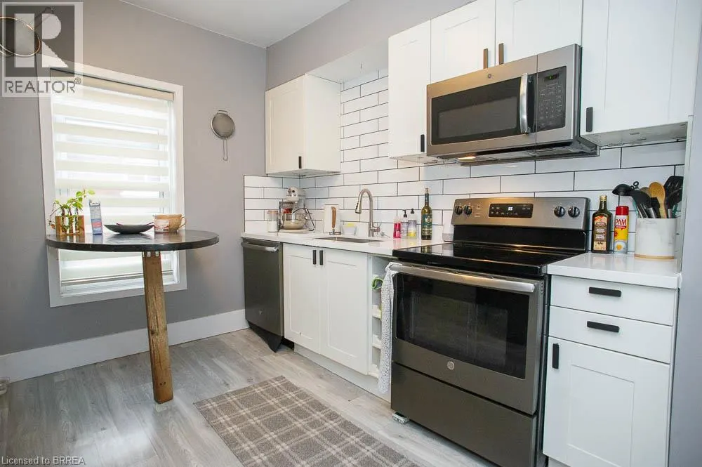 234 SHERIDAN Street Unit# Upper #Upper