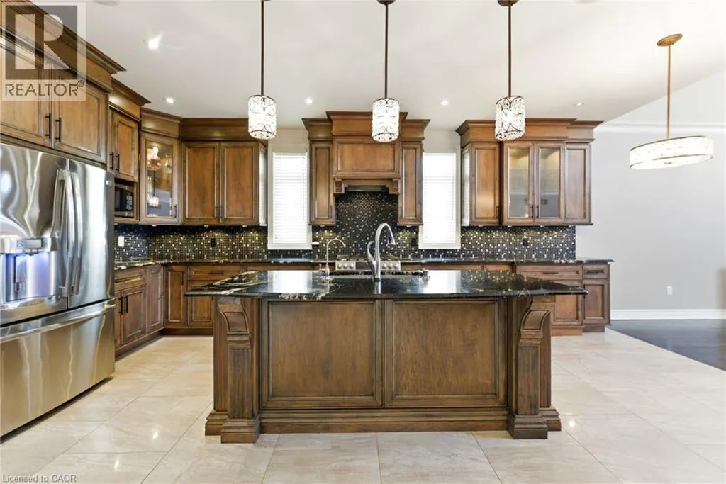 85 HILLCROFT Drive