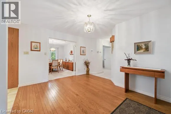 35 HUNTINGDALE Drive