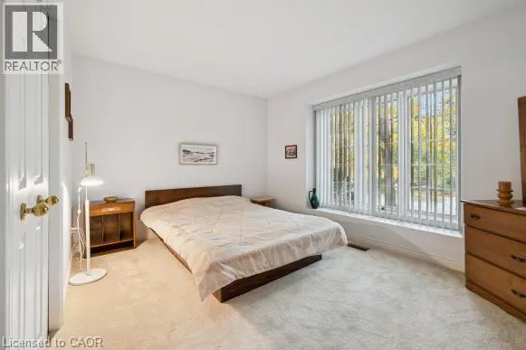 35 HUNTINGDALE Drive