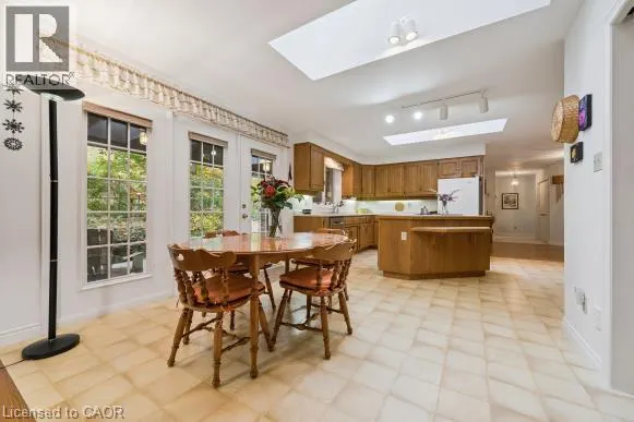 35 HUNTINGDALE Drive