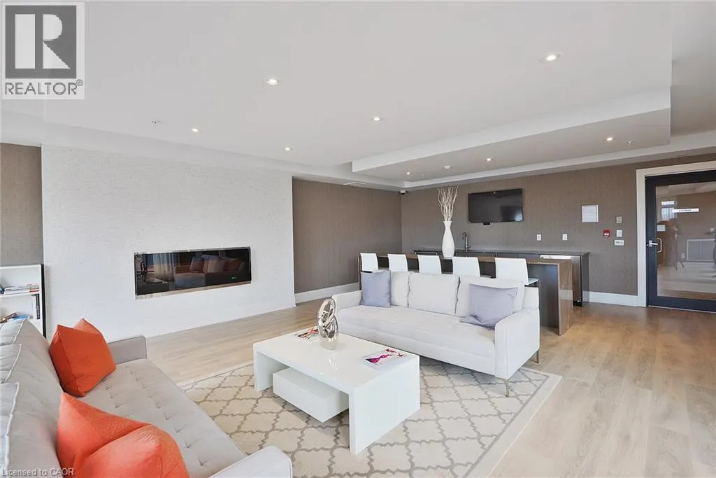 128 GARDEN Drive Unit# 418 #418