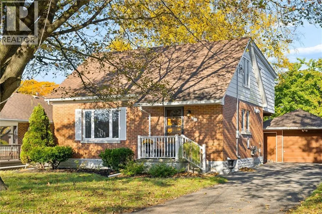 12 LAYTON Street
