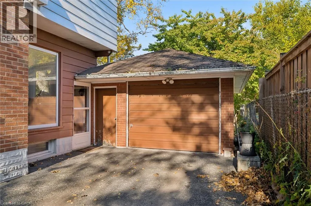 12 LAYTON Street