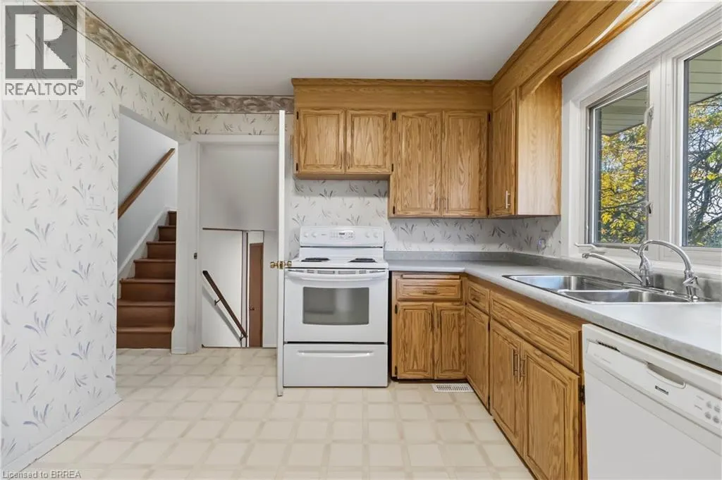 47 EVERGREEN Crescent
