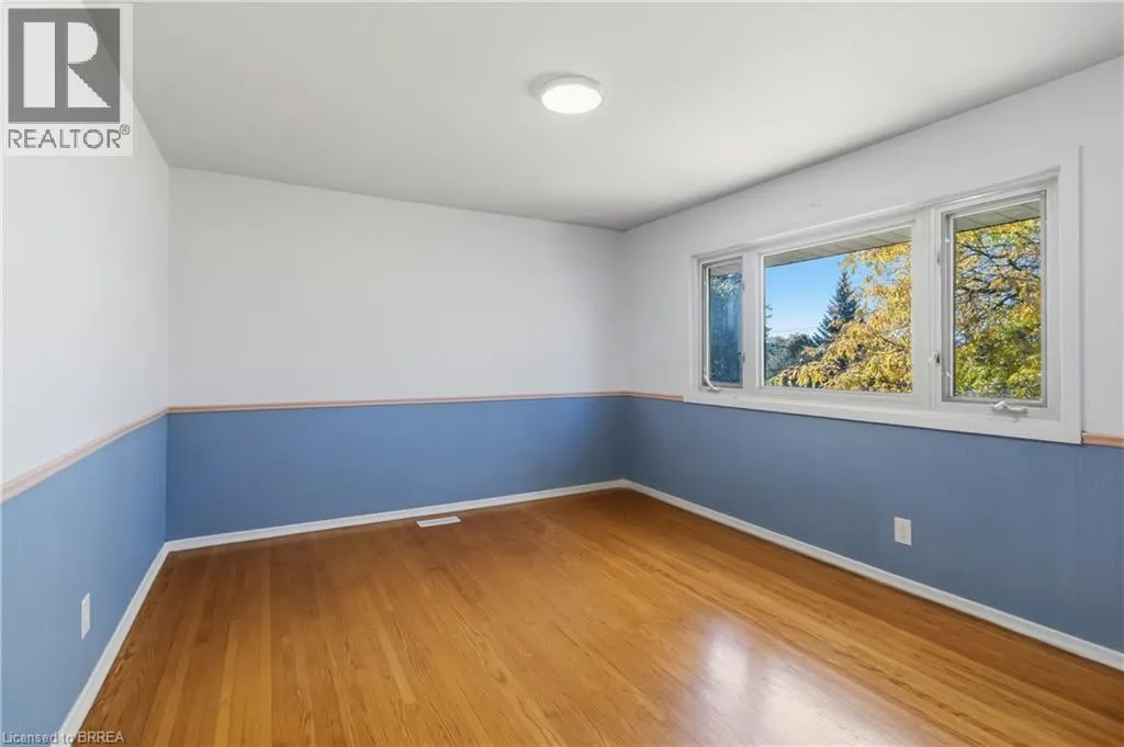 47 EVERGREEN Crescent