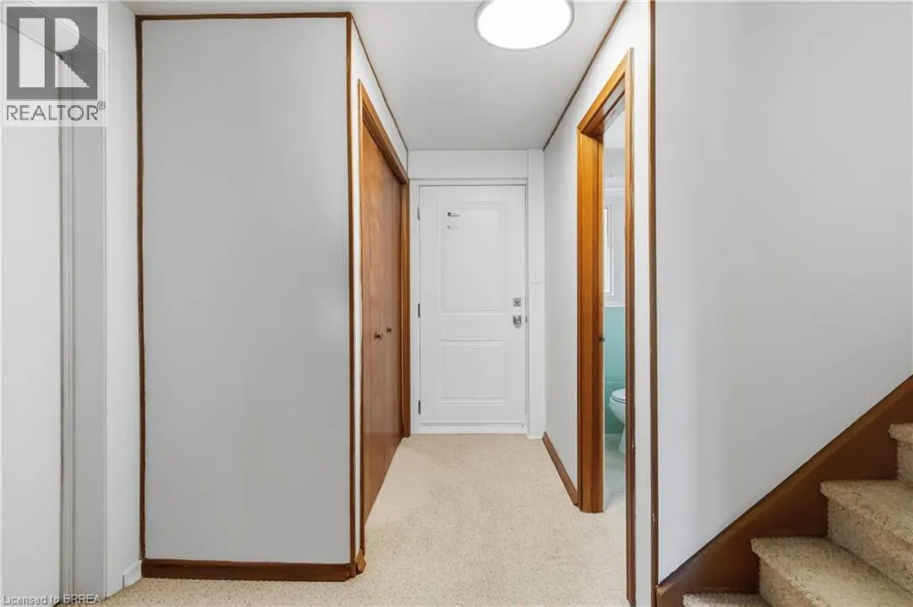 47 EVERGREEN Crescent