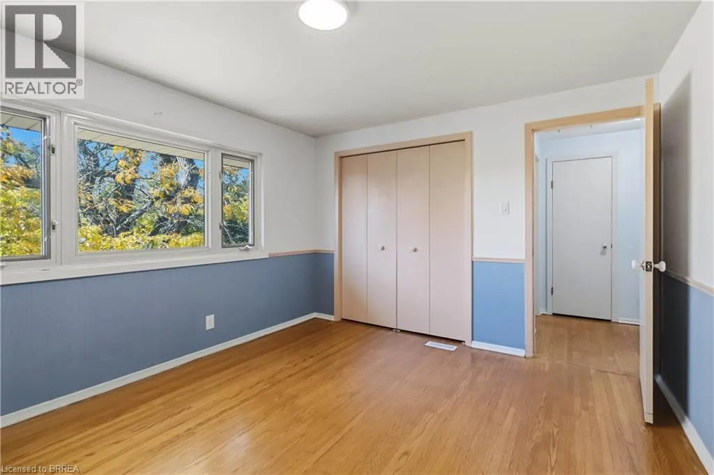 47 EVERGREEN Crescent