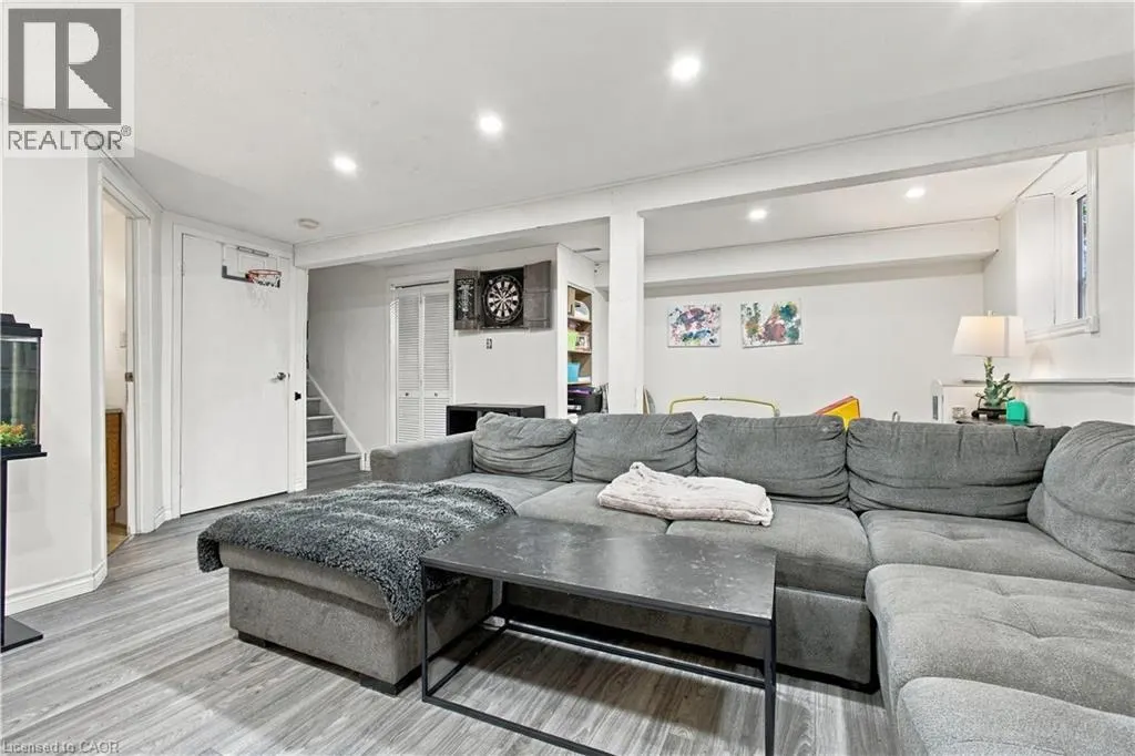 74 HOMESTEAD Place