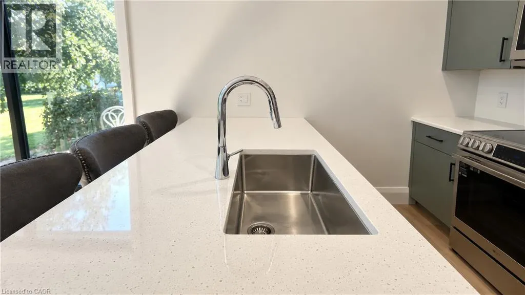 512 BAY Street Unit# 1 #1