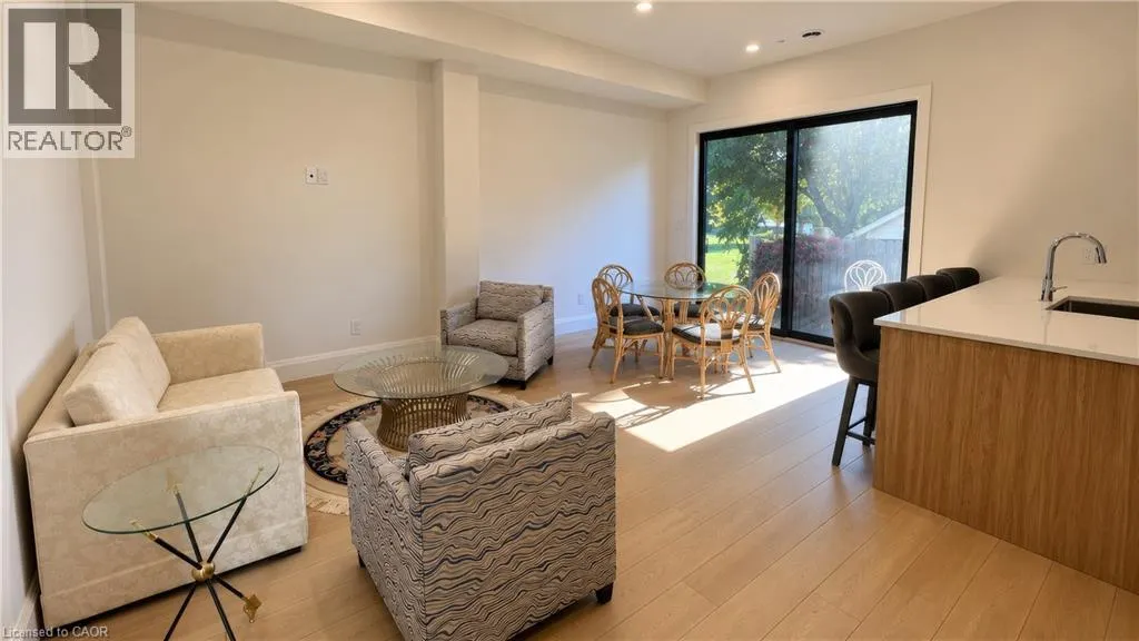 512 BAY Street Unit# 1 #1
