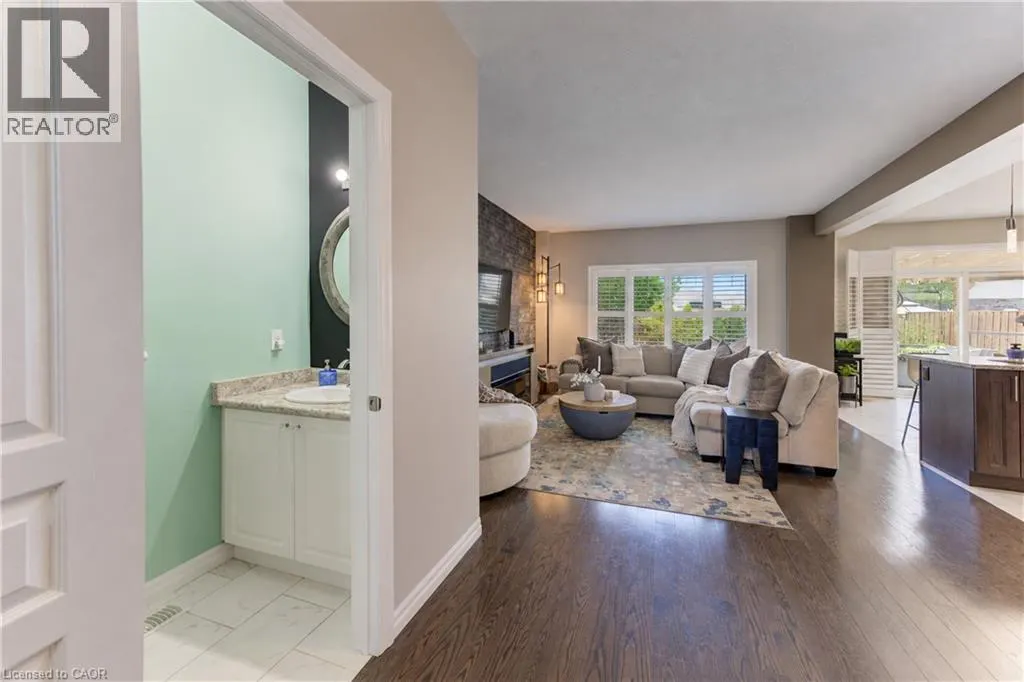 428 FREURE Drive