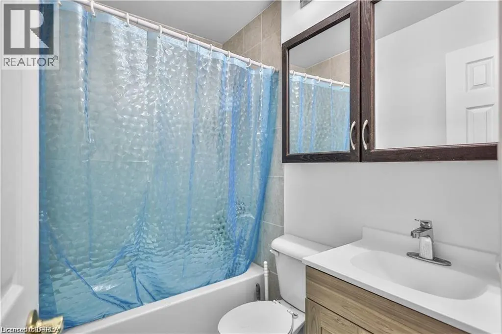 793 COLBORNE Street E Unit# 104 #104