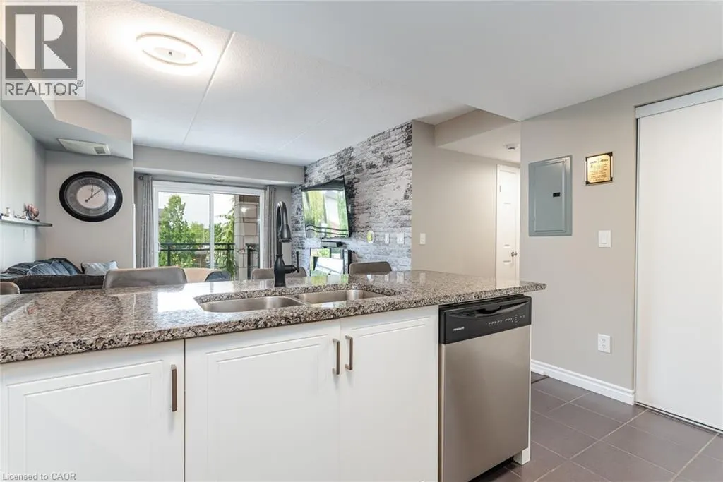 155 COMMONWEALTH Street Unit# 205 #205