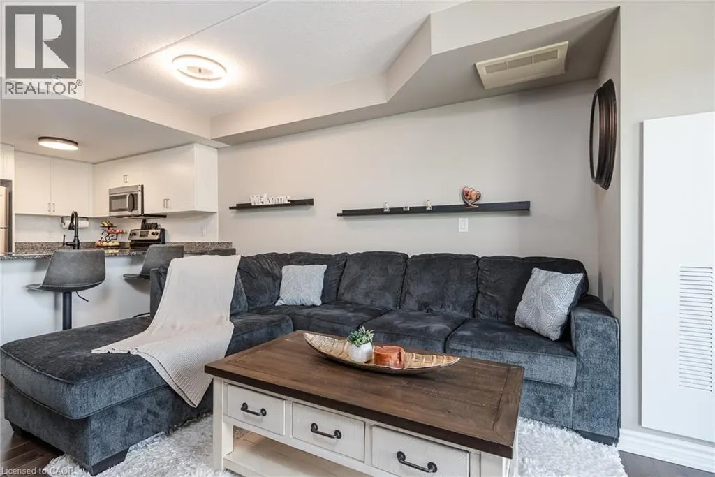 155 COMMONWEALTH Street Unit# 205 #205
