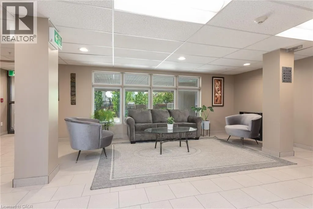 155 COMMONWEALTH Street Unit# 205 #205