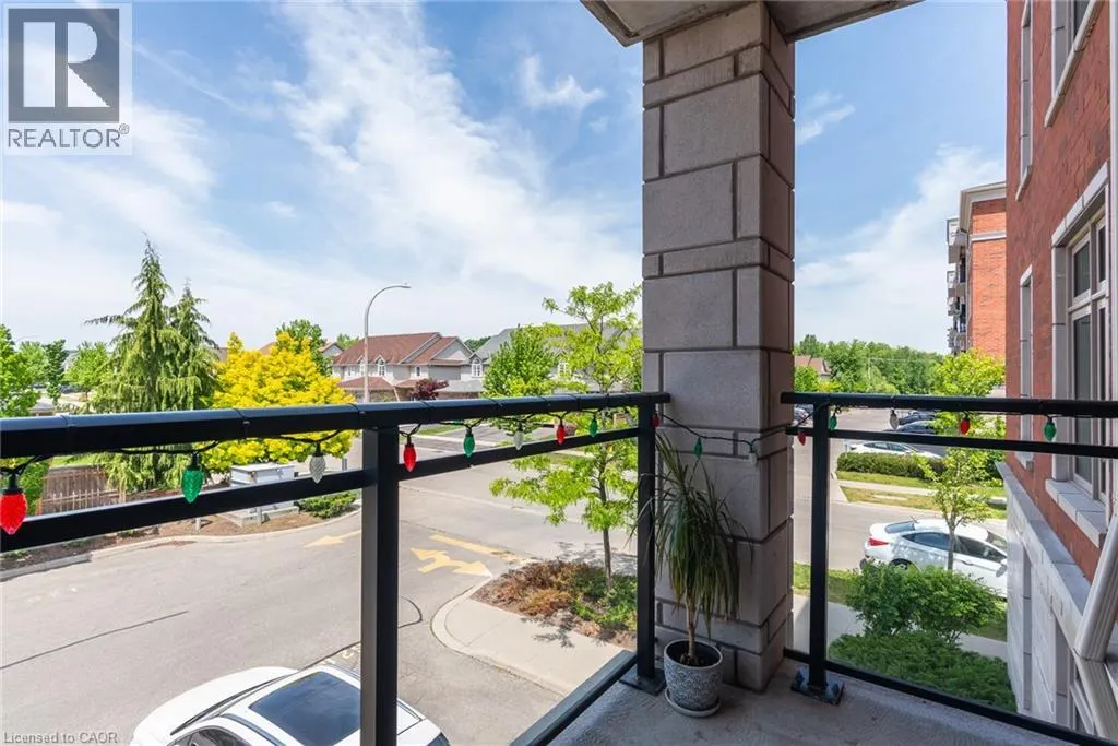 155 COMMONWEALTH Street Unit# 205 #205