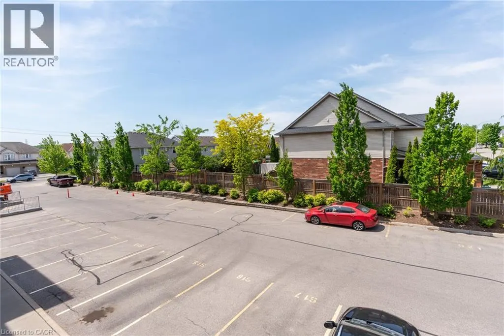 155 COMMONWEALTH Street Unit# 205 #205