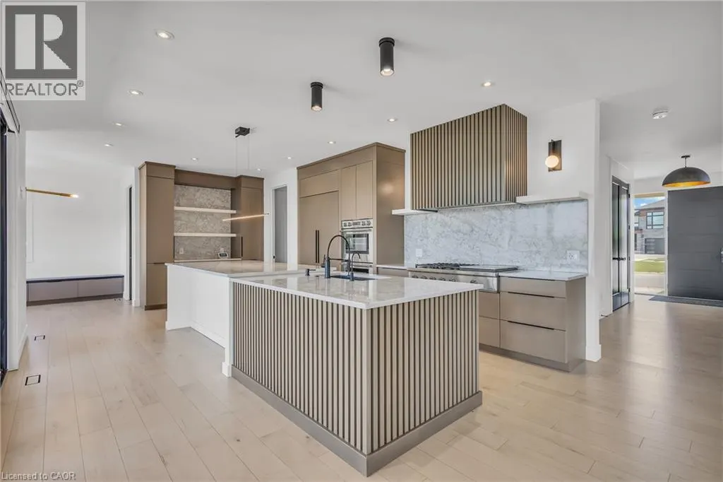 920 THOMAS PEDDER Court