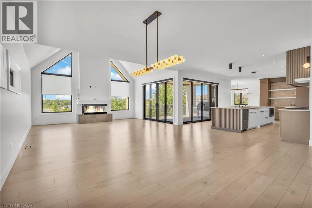 920 THOMAS PEDDER Court