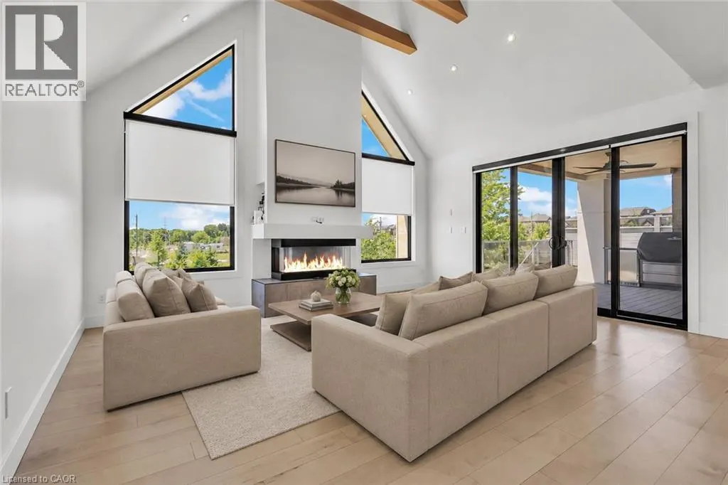 920 THOMAS PEDDER Court