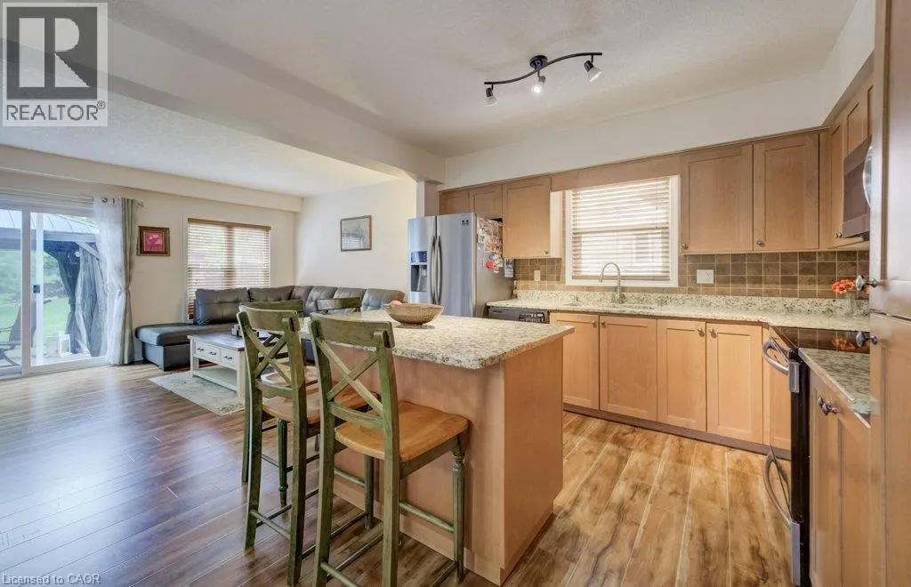 521 SNOWDROP Court