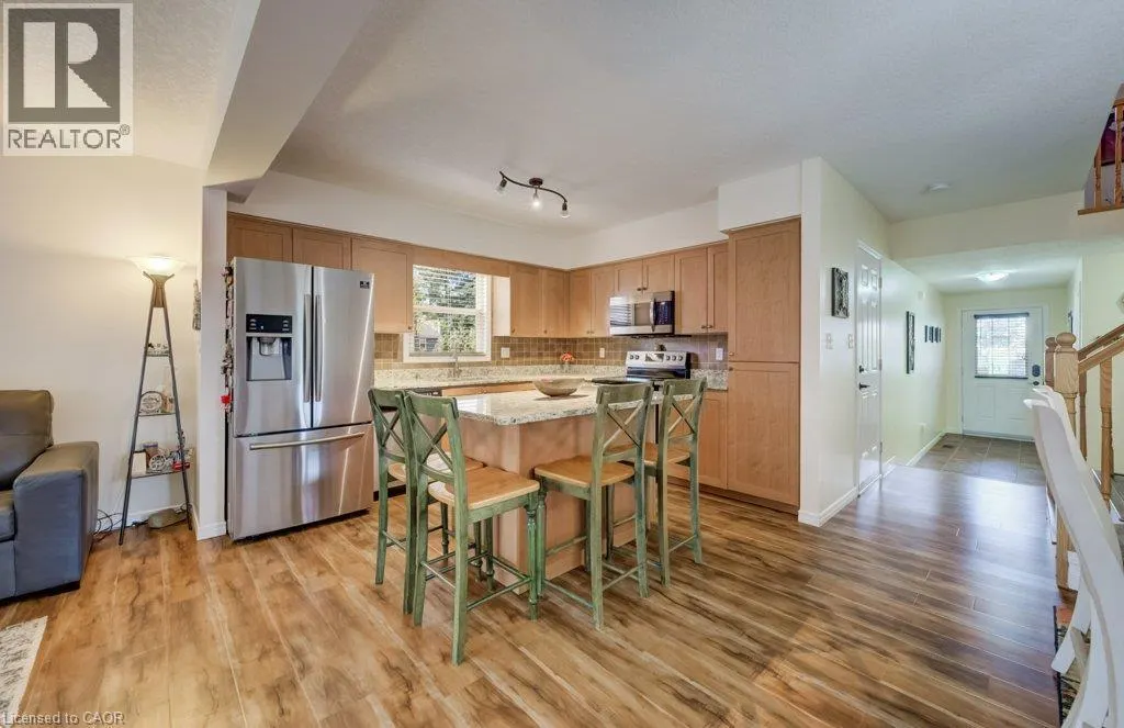521 SNOWDROP Court