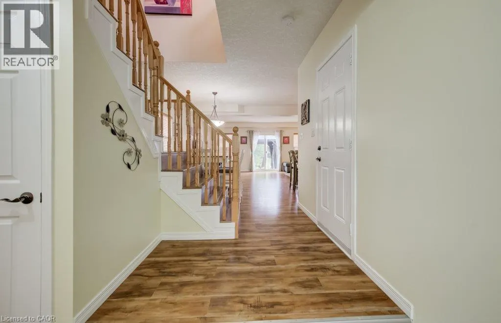 521 SNOWDROP Court