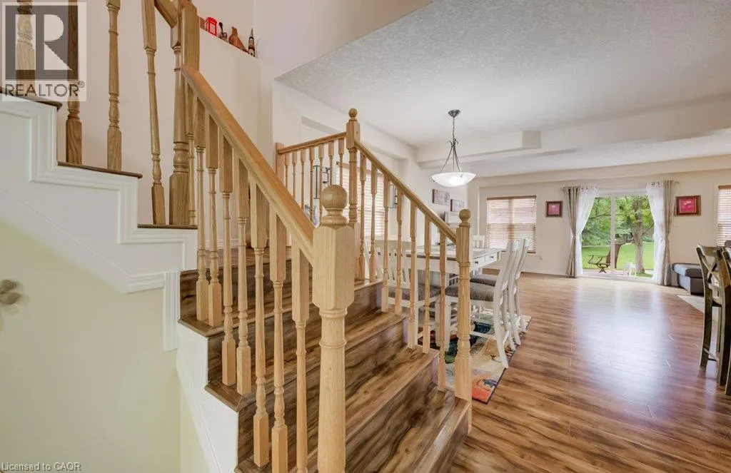521 SNOWDROP Court