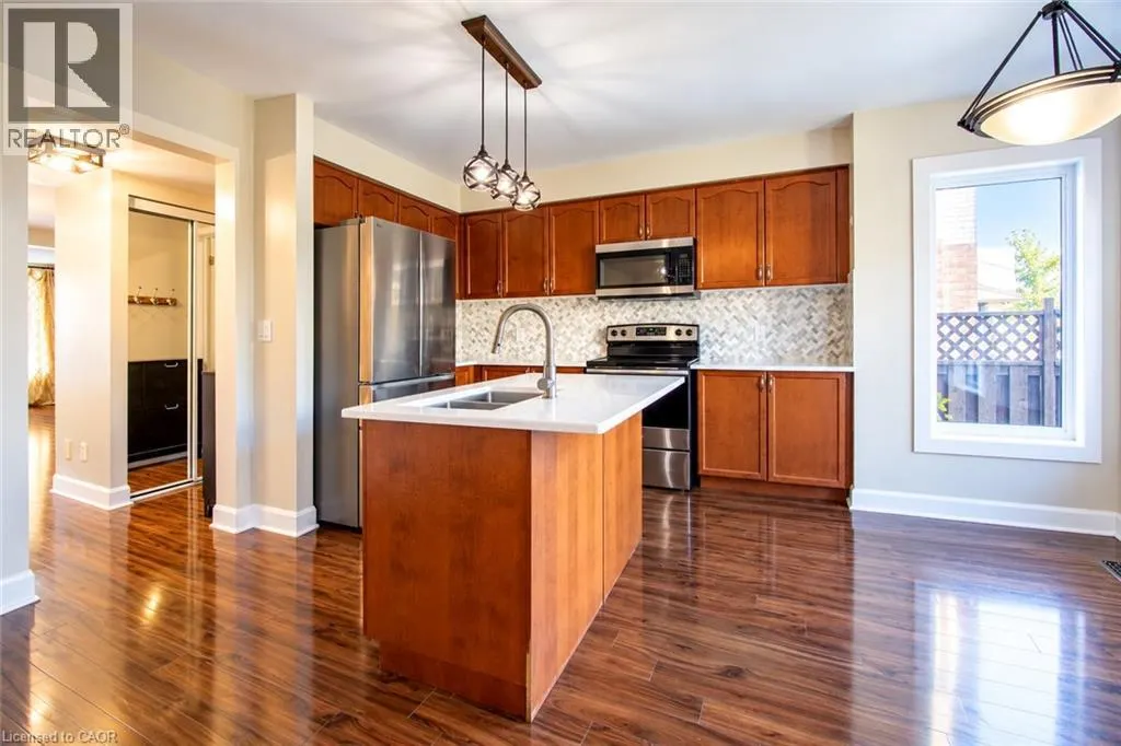 52 REDSTART Drive