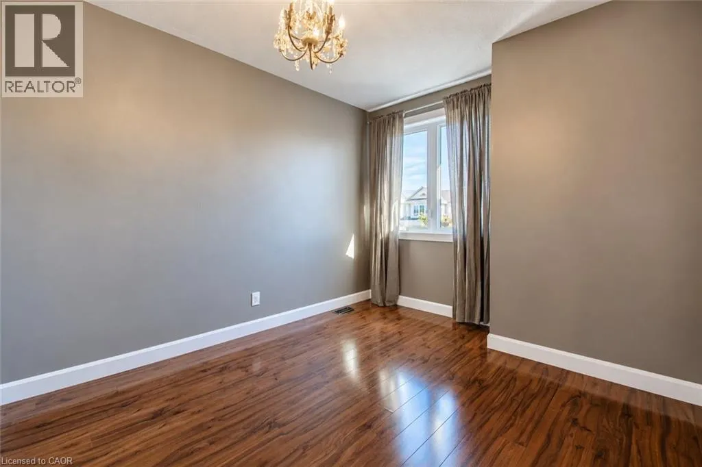 52 REDSTART Drive