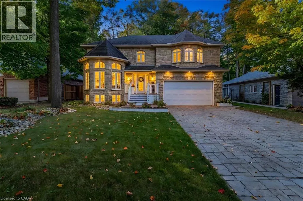 44 PINTAIL Drive