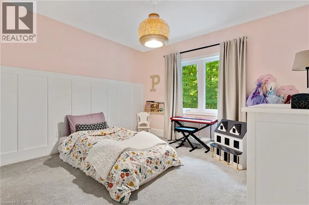 44 PINTAIL Drive